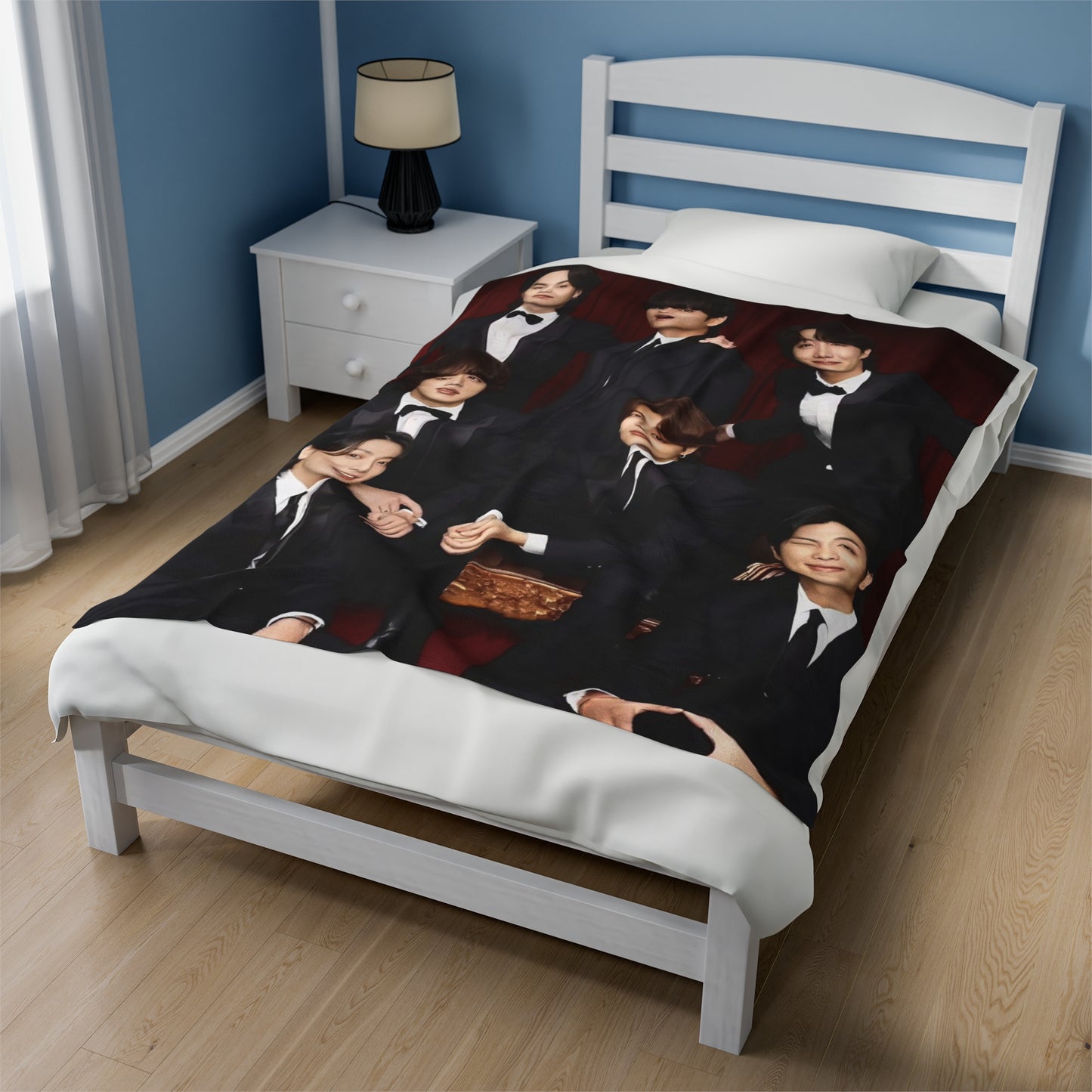 OT7 Blanket 10 - 50x60"